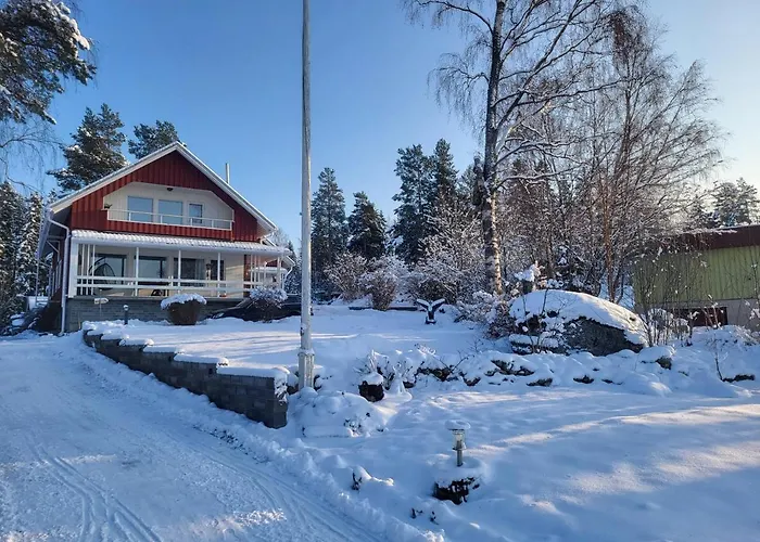 Beautiful Expansive House With Sea Views, Large Private Bedrooms Available In Shared House